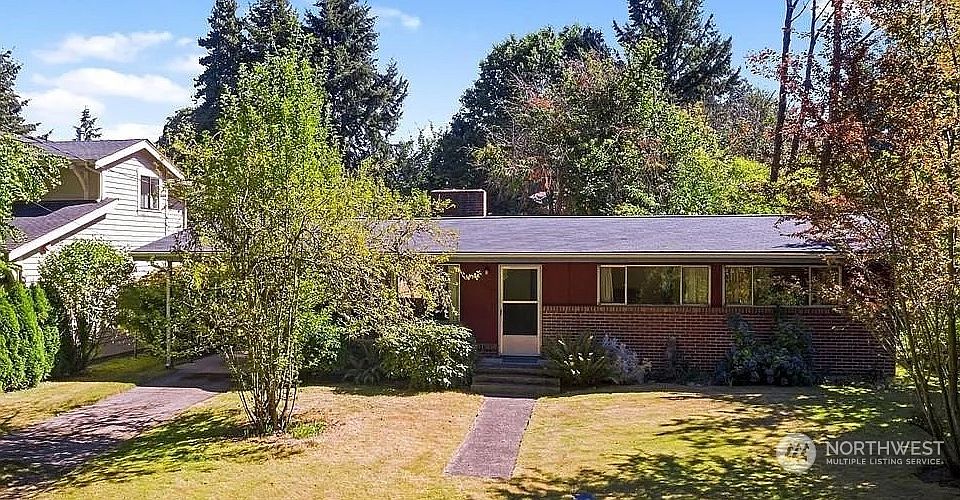 2nd image of 5420 106th Avenue NE