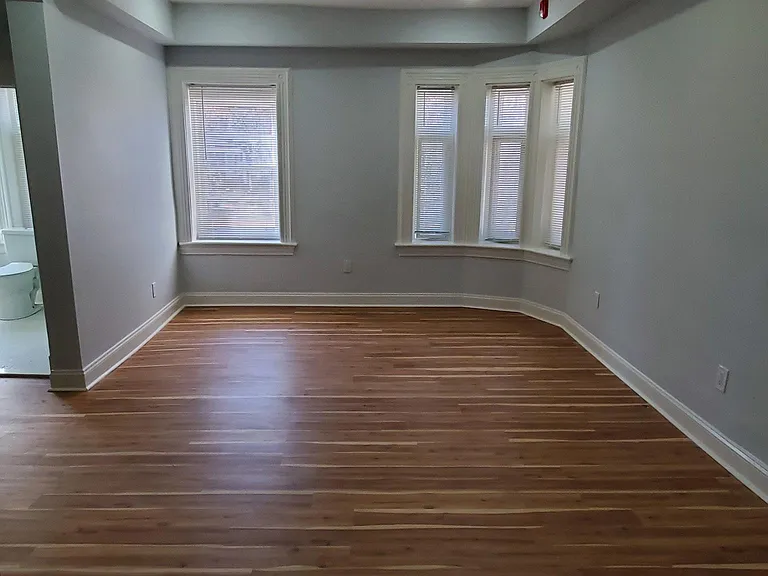 205 E Athens Ave #1L — Photo 4