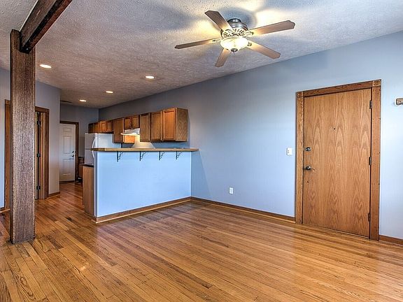 2nd image of 2754 Harney South Ave #324-08