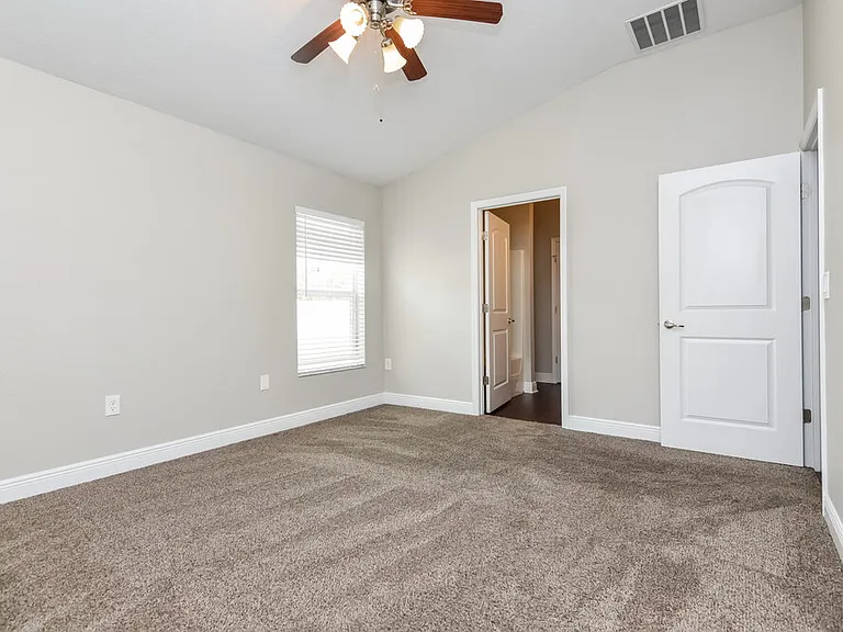 10755 Standing Stone Dr — Photo 9