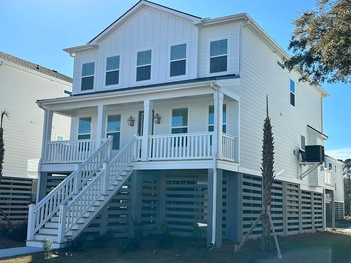 Building Photo - 1549 Asher Ave
