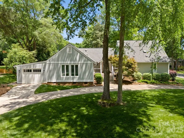4931 Pine Ridge Rd, Charlotte, NC 28226