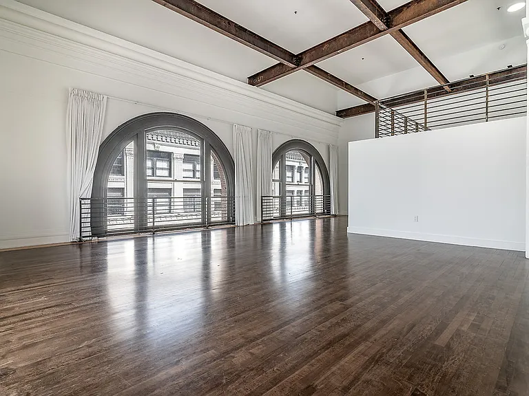 Pacific Electric Lofts — Photo 16