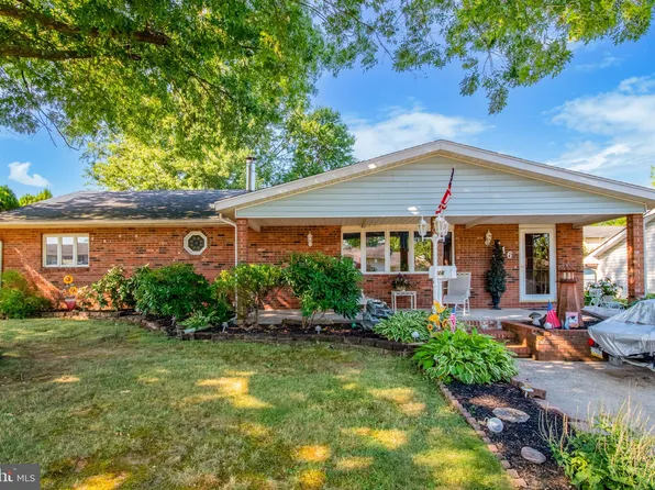 216 Tewksbury Rd, Fairless Hills, PA 19030
