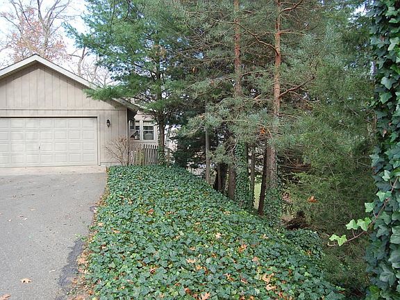5th image of 14841 Mercury Dr