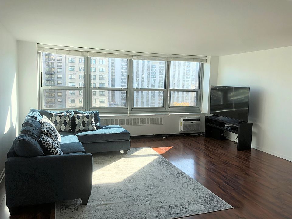 1st image of 1255 N Sandburg Ter Unit 1104