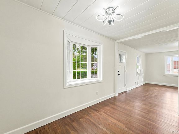 5th image of 3 Pond Road