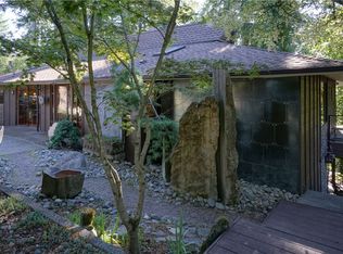 6820 Chambers Creek Rd W, University Place, WA 98467