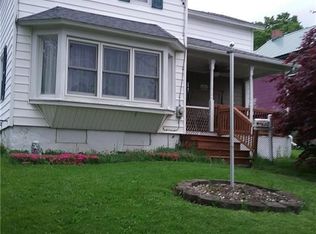 191 Caroline St, Clyde, NY 14433