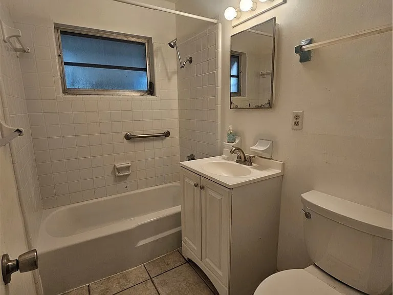423 Morgan Cir S — Photo 20