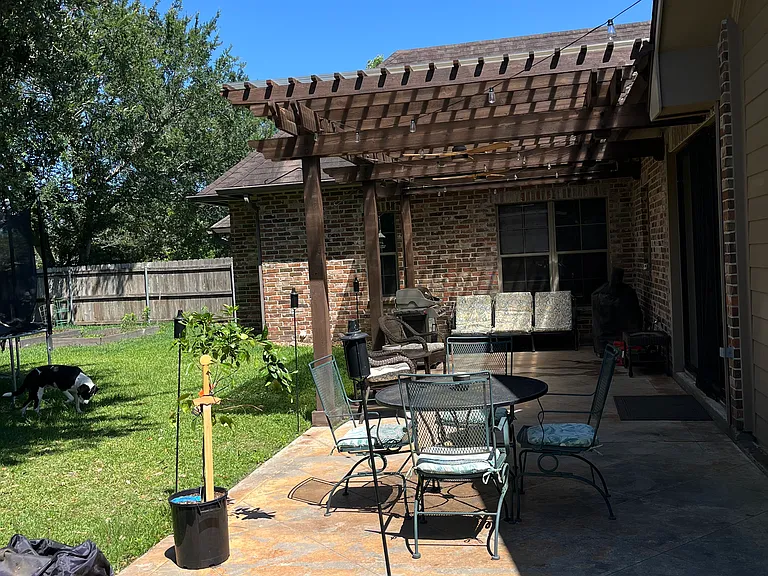 310 Bluebonnet Dr — Photo 9