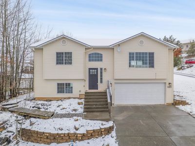 1303 Franklin Rd, Moscow, ID, 83843