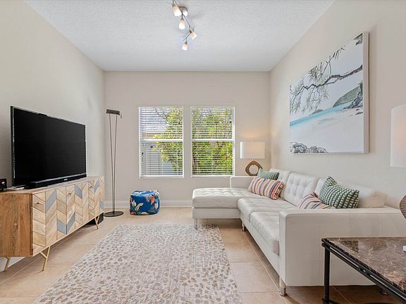4th image of 383 Gianna Way