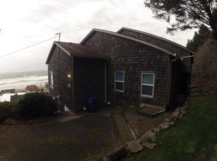 1939 NE 72nd St, Lincoln City, OR 97367
