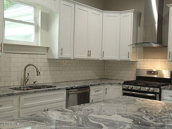 5th image of 2205 Lancashire Ave