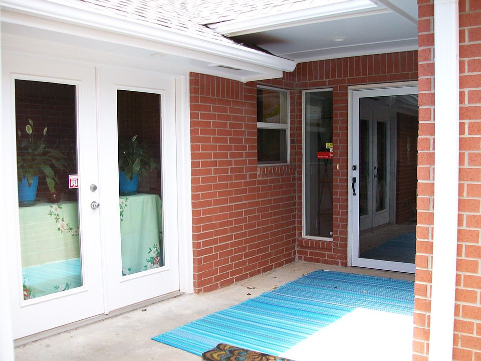 FRONT ENTRY