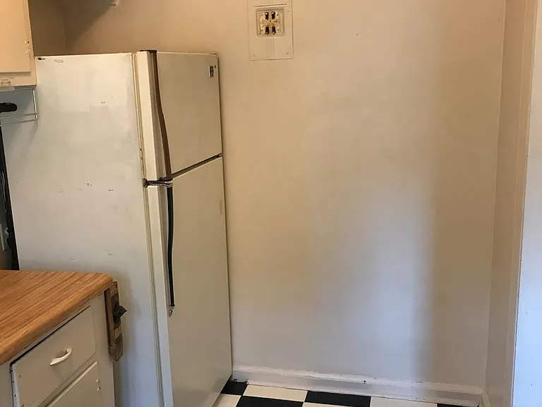 2605 Park Avenue — Photo 5