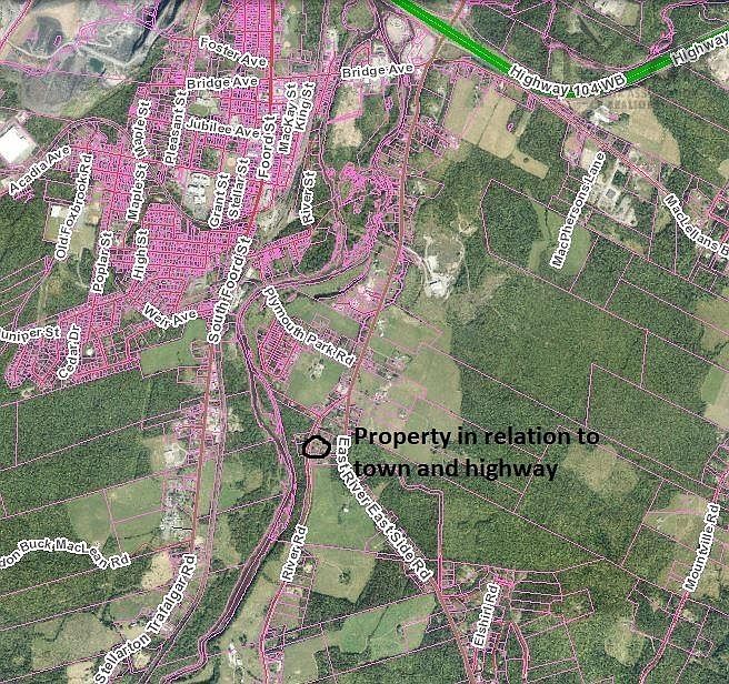 2nd image of 2274 River Rd