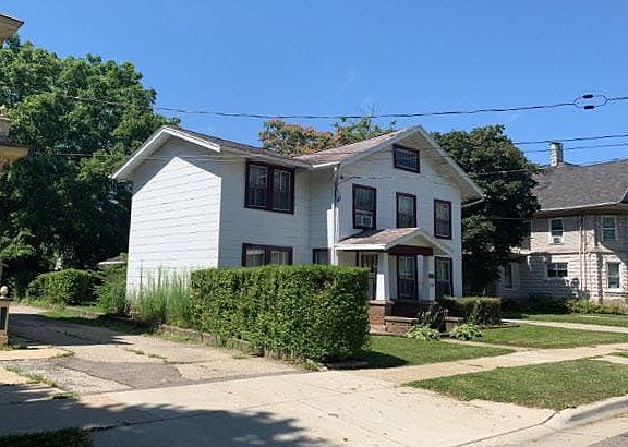 3rd image of 164 S Jackson St