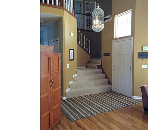 2nd image of 2700 Matthew Ln