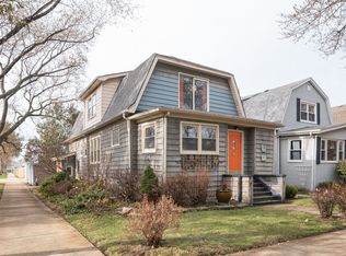 5700 N Keystone Ave, Chicago, IL 60646