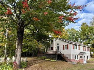 72 Meadowbrook Ln, Hudson, ME 04449