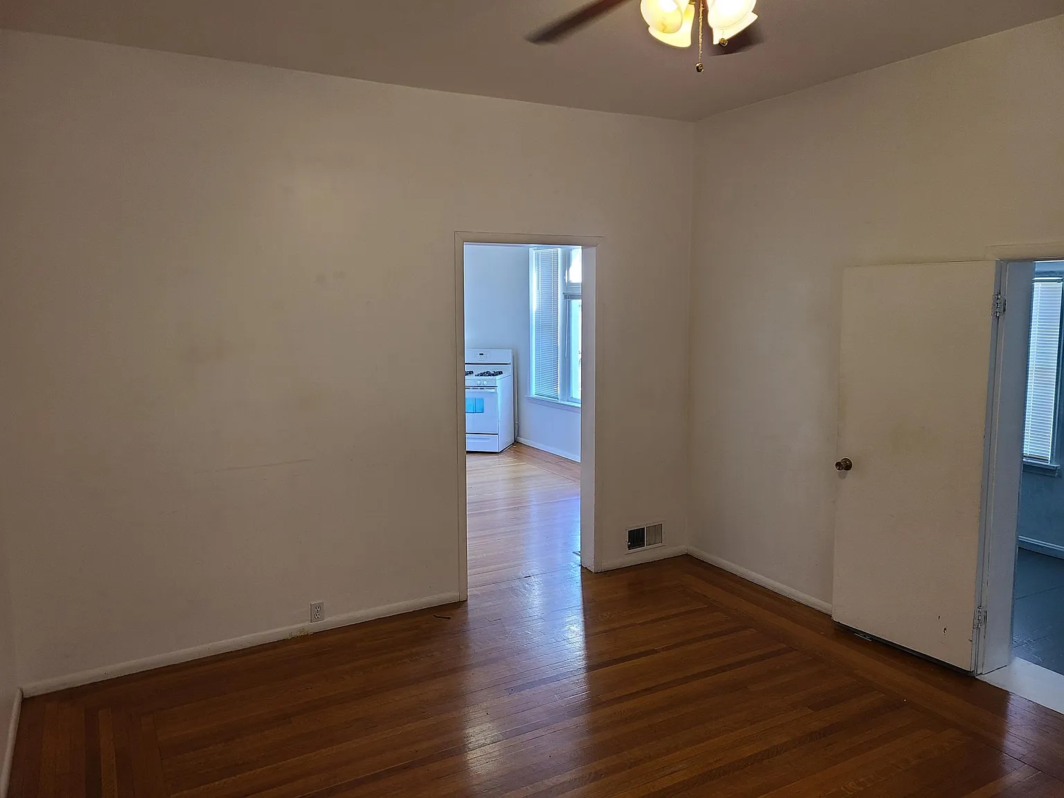 1087 E 3rd Ave — Photo 3
