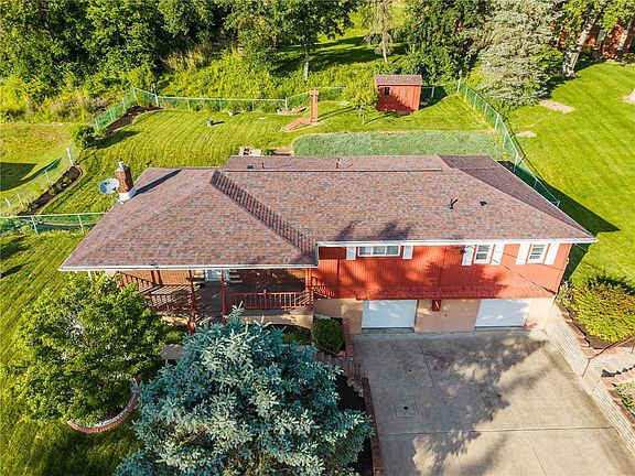 2nd image of 2381 Coulterville Rd
