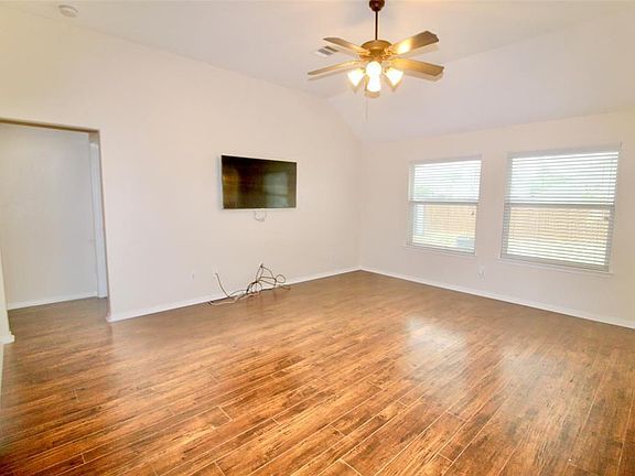 5th image of 24515 Cobble Canyon Ln