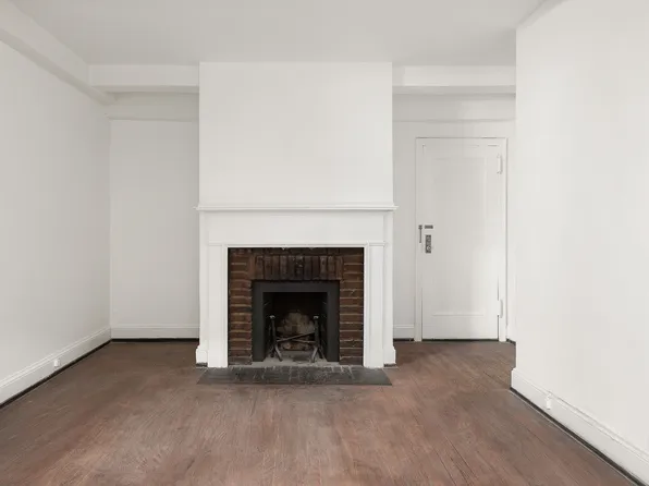 10 Mitchell Place 2AB image 3 of 5
