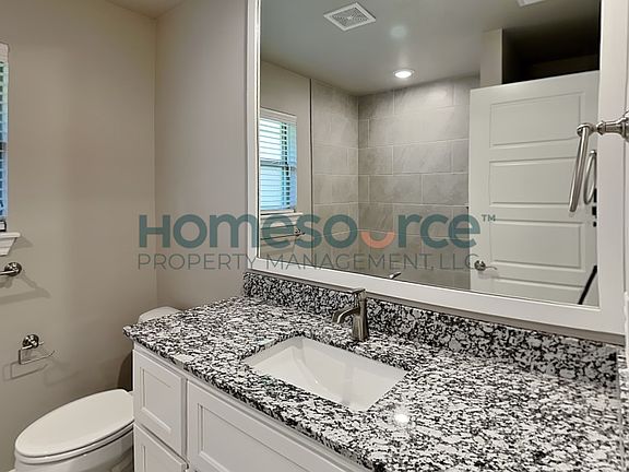 5th image of 3904 Palmetto Trl