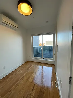 Rented by Rennit Inc. | media 7