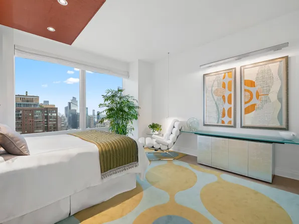 25 Columbus Circle image 17 of 47