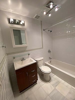3rd image of 200 E 119th St APT 2A