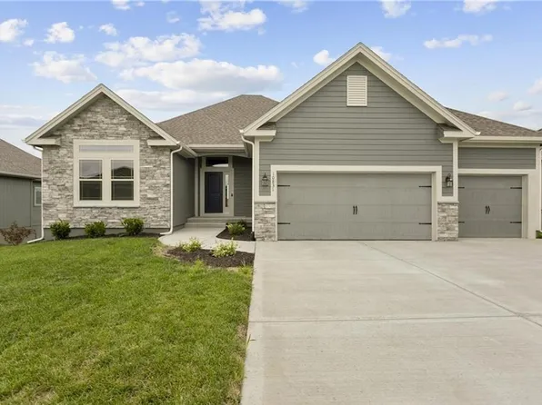 9118 N Bales Ave, Kansas City, MO 64156