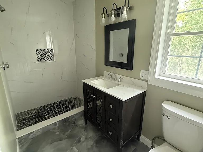 165 Canton St — Photo 7