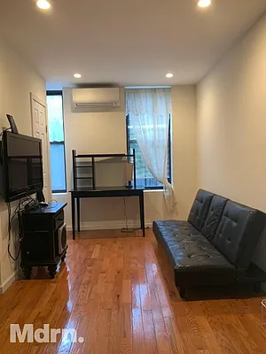 Rented by Mdrn Residential | media 21