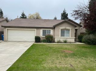 10317 Mount Snow Ln, Bakersfield, CA 93311
