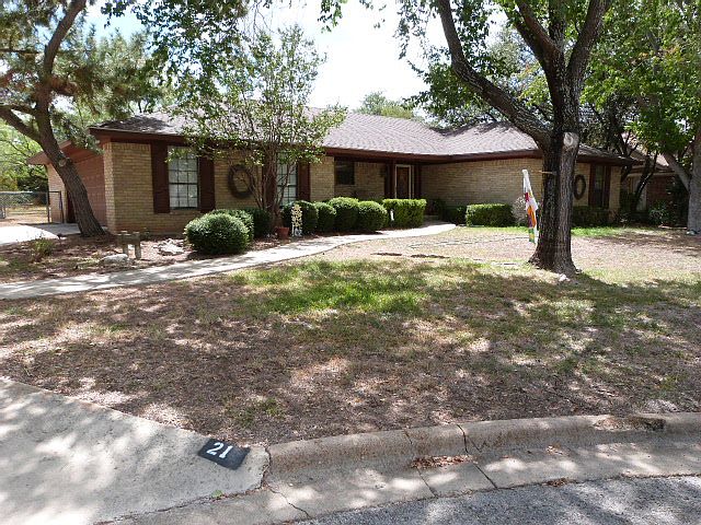 1st image of 21 Canyon Creek Dr