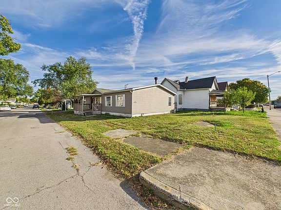 3rd image of 1000 E Willard St
