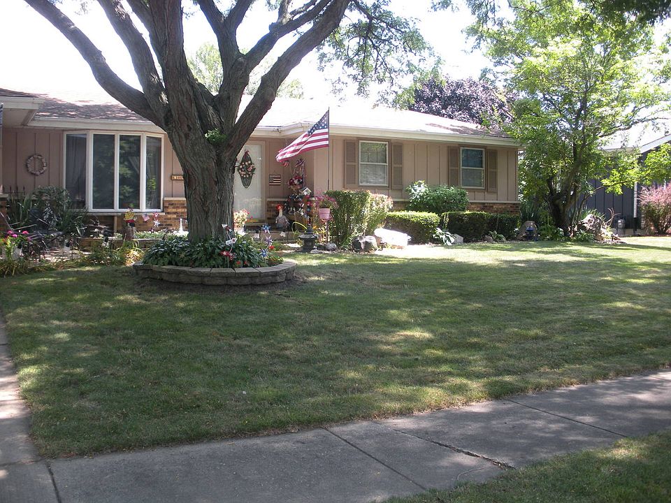 1st image of 25006 W Willow Dr