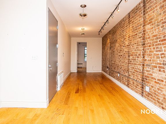 4th image of 227 Stanhope St #2G