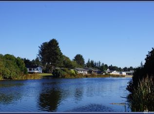558 Point Brown Ave SE, Ocean Shores, WA 98569