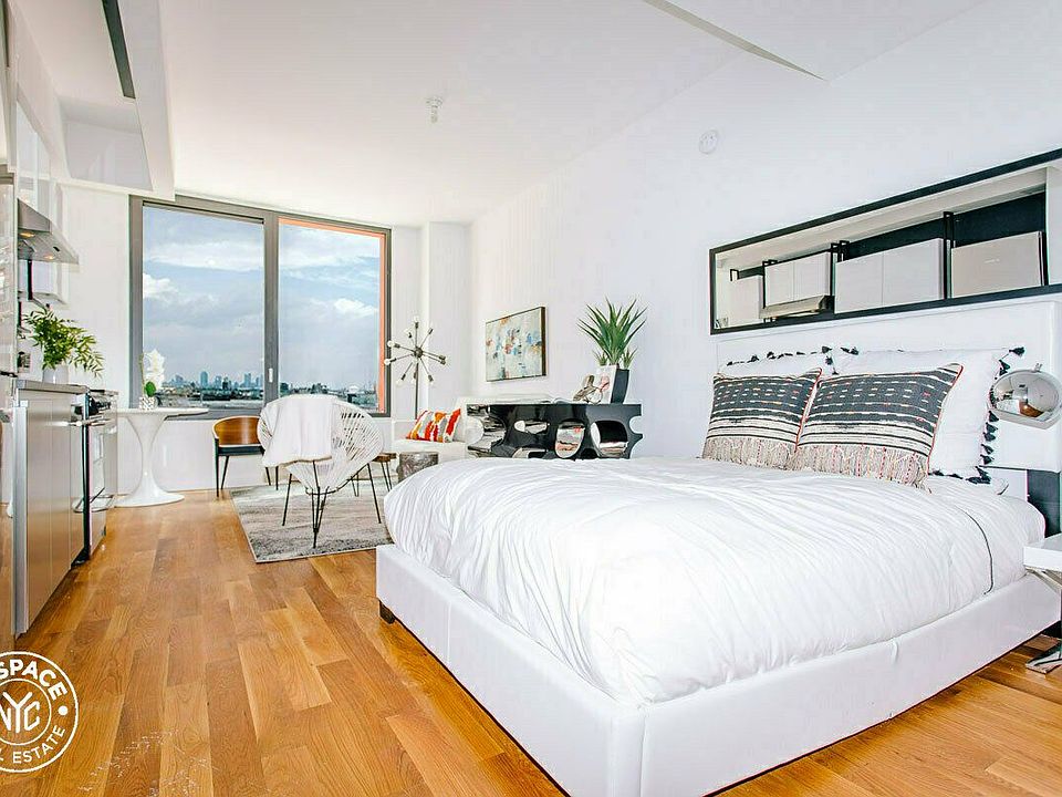 1st image of 123 Melrose St #7DD