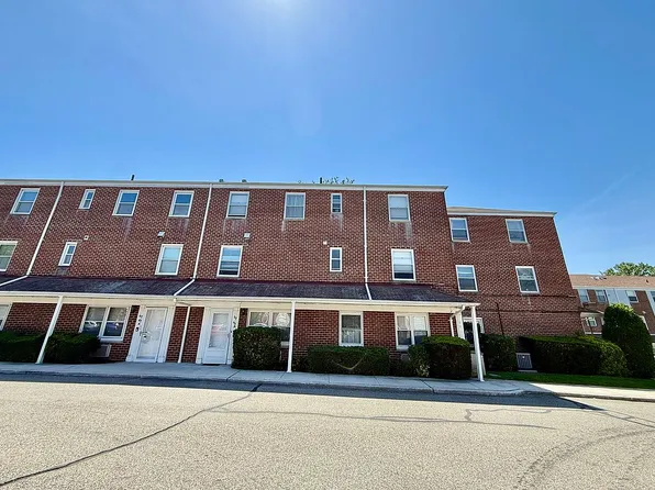 Cloverdale Ln Unit 1, Oakland Gardens, NY 11364