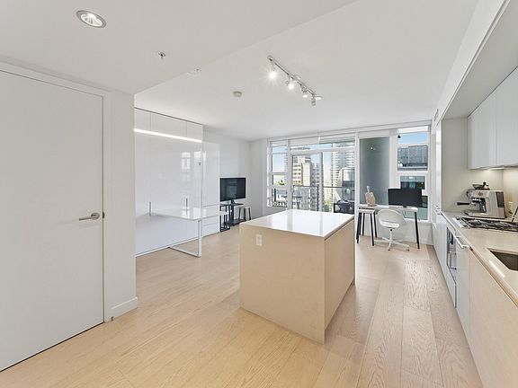 2nd image of 1289 Hornby St #2103