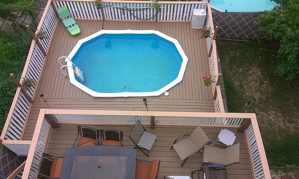 top & bottom deck view