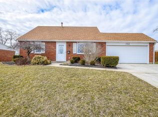 7765 Redbank Ln, Huber Heights, OH 45424