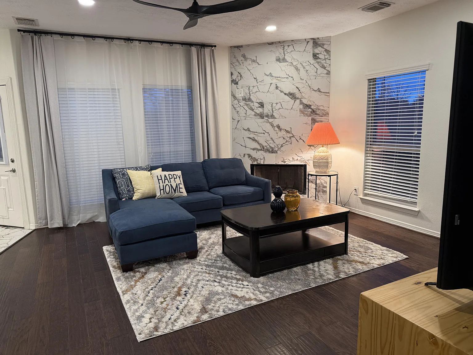 4 bed, 3.5 bath, 2565 sqft, $910 — Photo 4