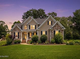 732 Parkridge Dr, Clayton, NC 27527